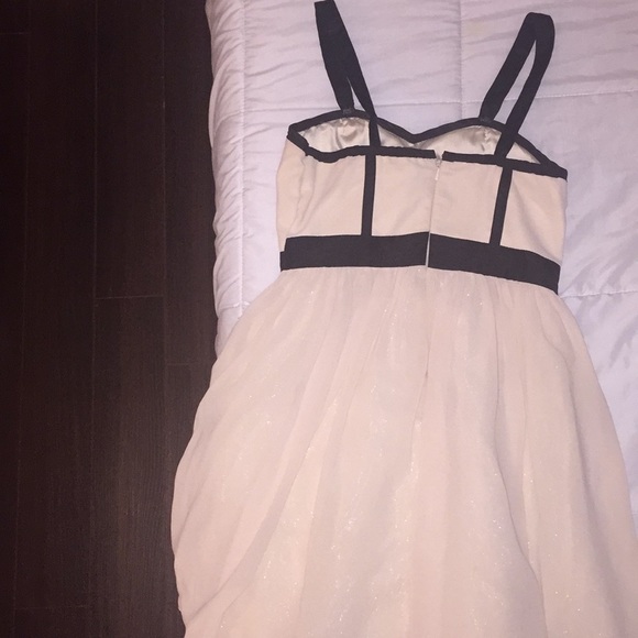 Beautiful Dance/Homecoming Dress! 80 Obo - Picture 3 of 3